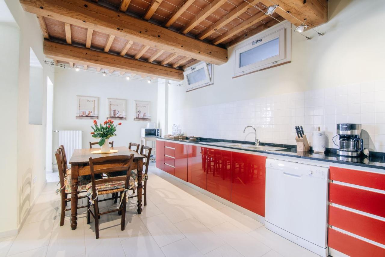 Holiday Home Il Borgo Degli Agrumi Uzzano Ngoại thất bức ảnh