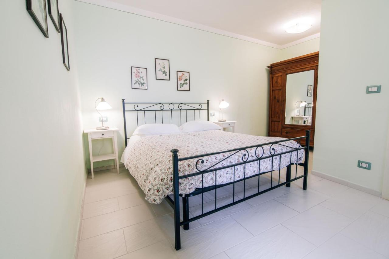Holiday Home Il Borgo Degli Agrumi Uzzano Ngoại thất bức ảnh