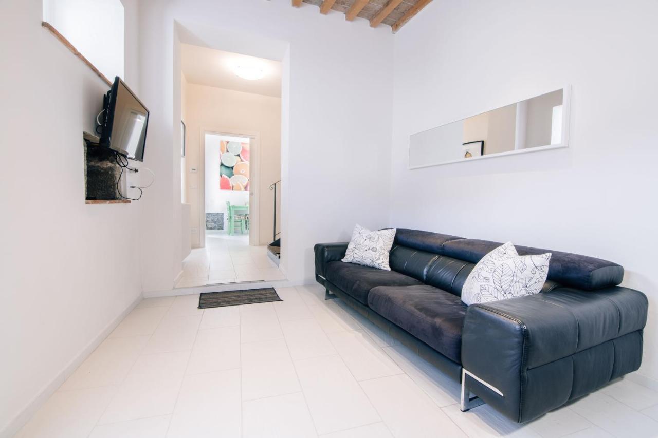 Holiday Home Il Borgo Degli Agrumi Uzzano Ngoại thất bức ảnh
